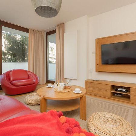 Osiedle Intenso Warszawa Wola By Noclegi Renters Kültér fotó
