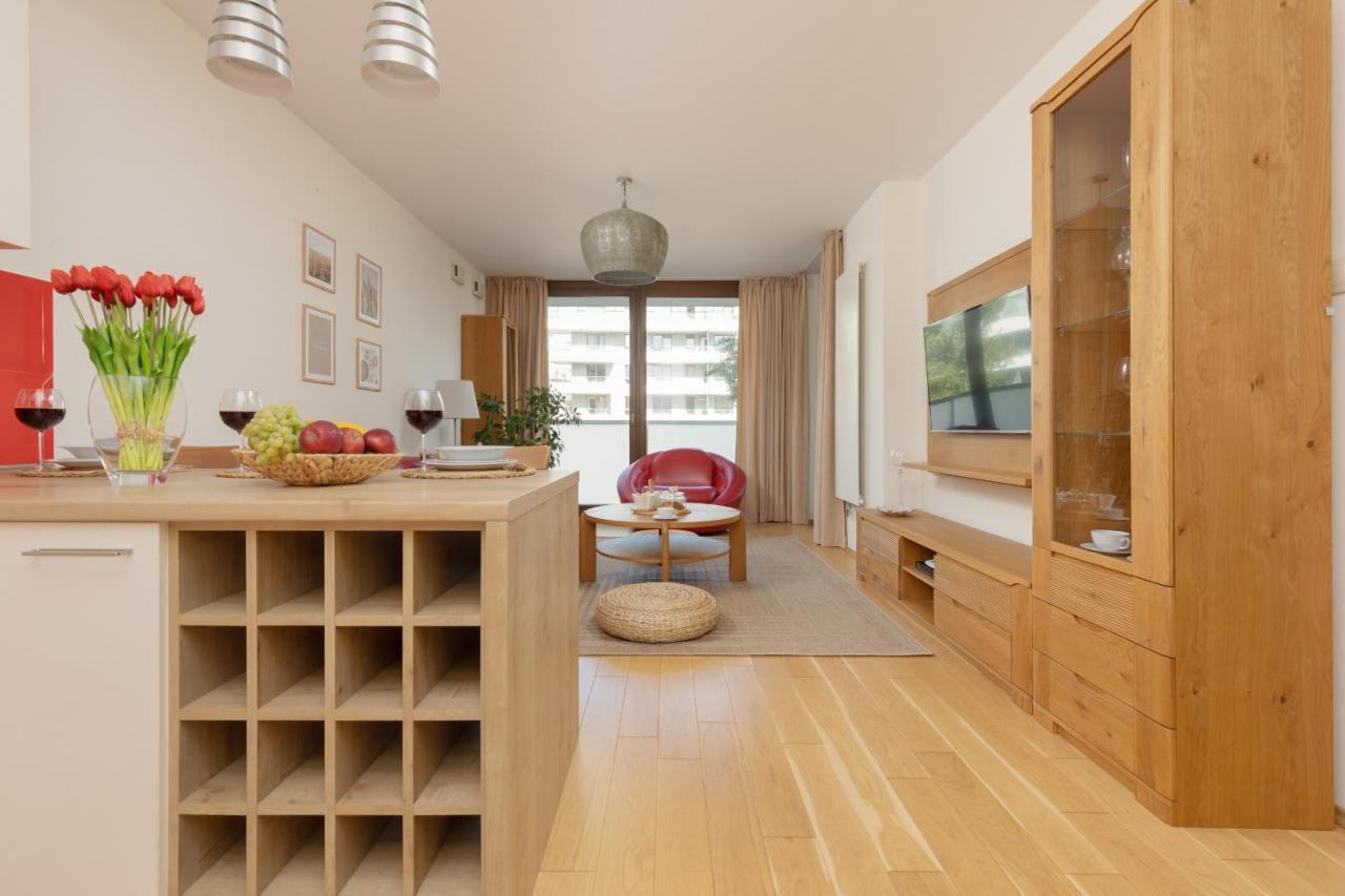 Osiedle Intenso Warszawa Wola By Noclegi Renters Kültér fotó