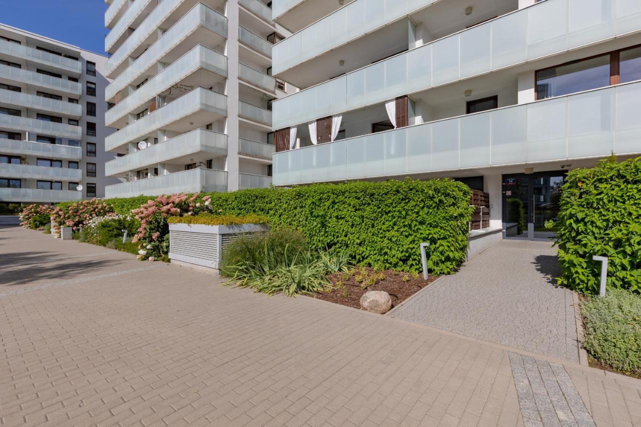 Osiedle Intenso Warszawa Wola By Noclegi Renters Kültér fotó